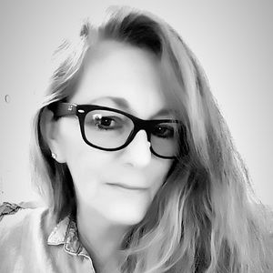 Meet your Posher, Shellie